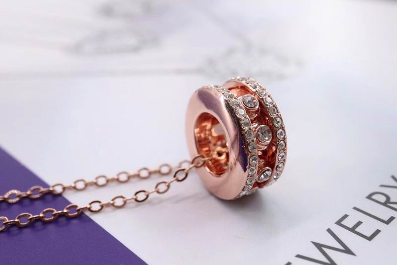 Swarovski Necklace 03yxh95